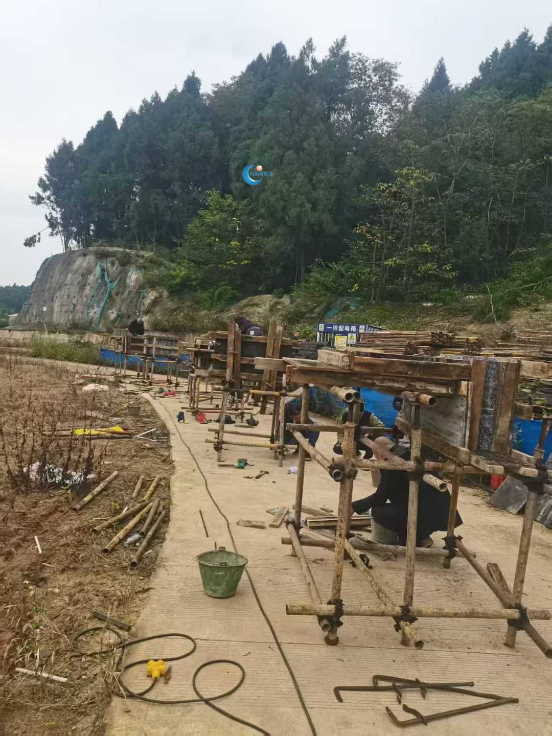 1763101149155377.jpg 1956c34a288cc2a8b4e22829da3c85d8.jpg