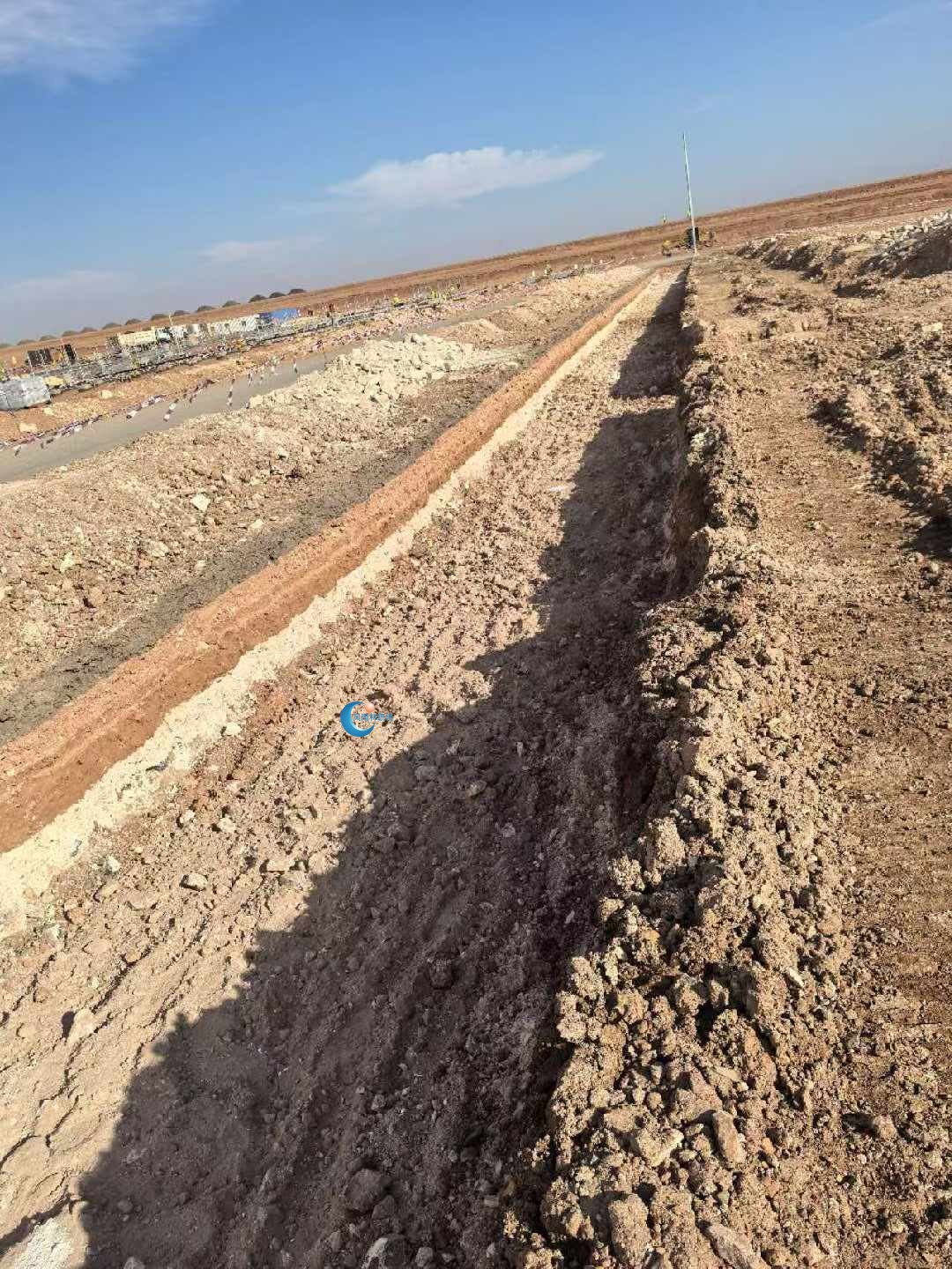 1766806276725481.jpg 40c5997011a11317f89f90d82e9c9294.jpg